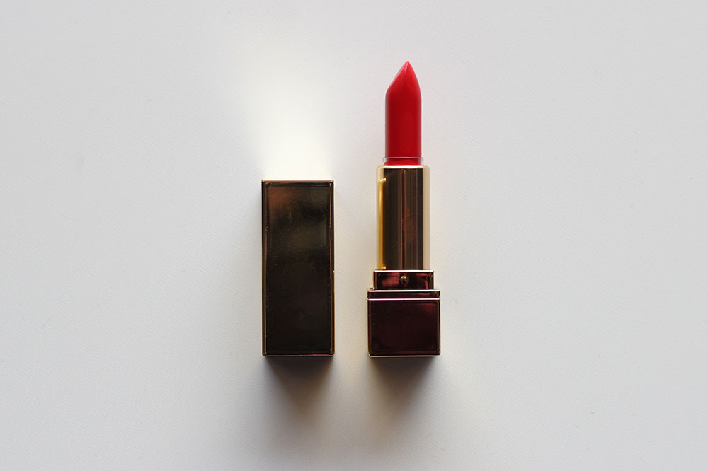 Tips for Choosing and Applying Lipstick