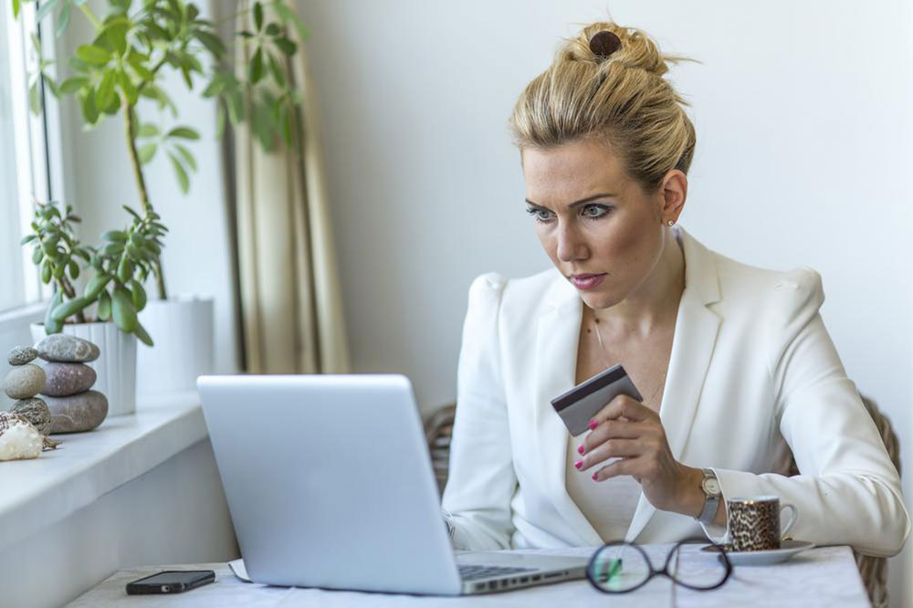 5 Tips for Avoiding Credit Card Debt