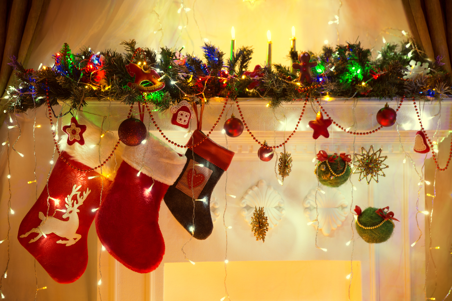 5 Key Christmas Decorations