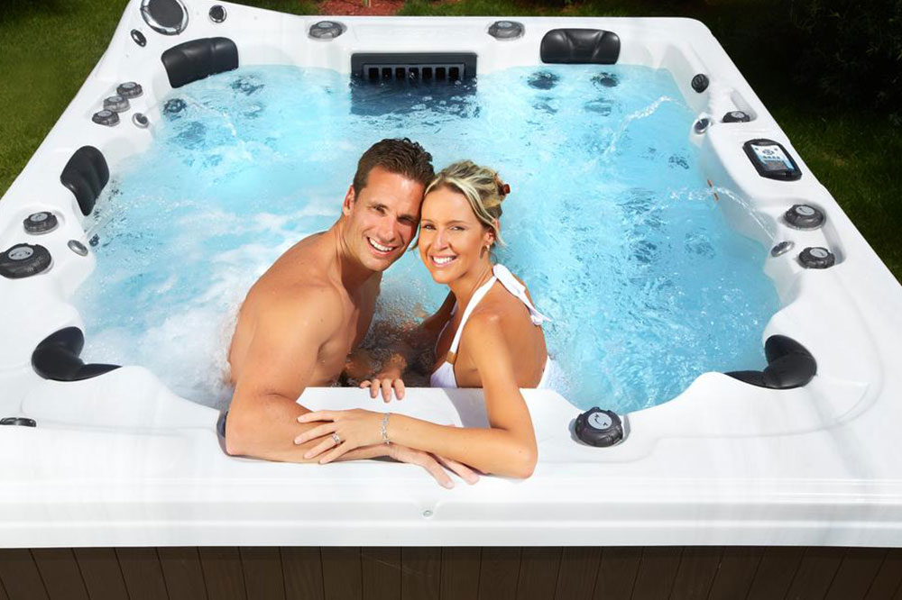 8 Tips for Buying the Perfect Hot Tub